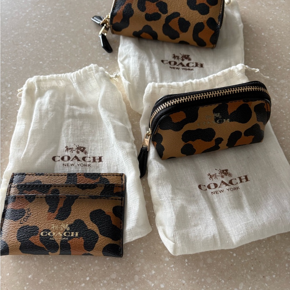 Coach Leopard-Print Zip Coin Pouch & Card Case - Brown/Black